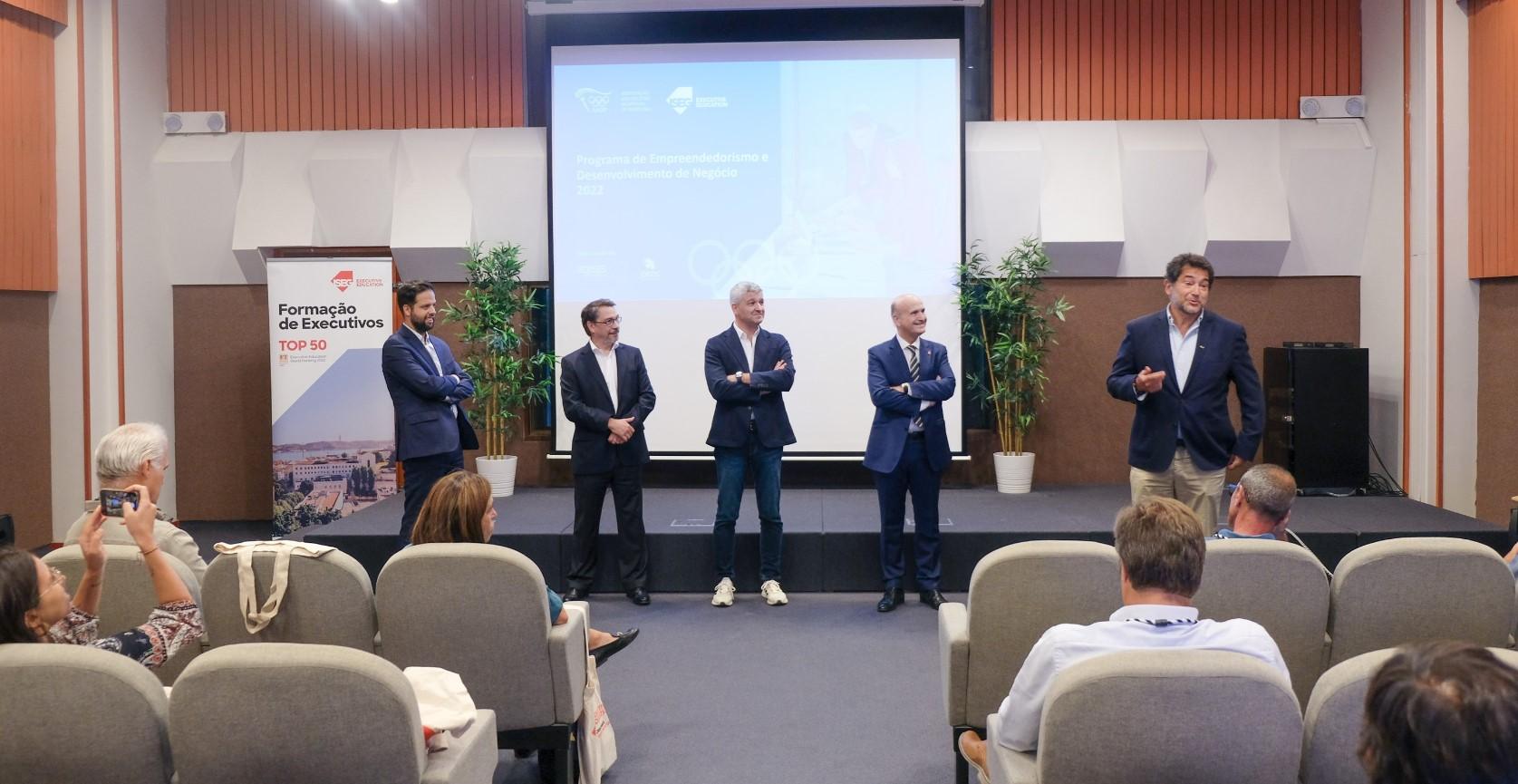 Atletas Olímpicos Treinam Competências Empreendedoras