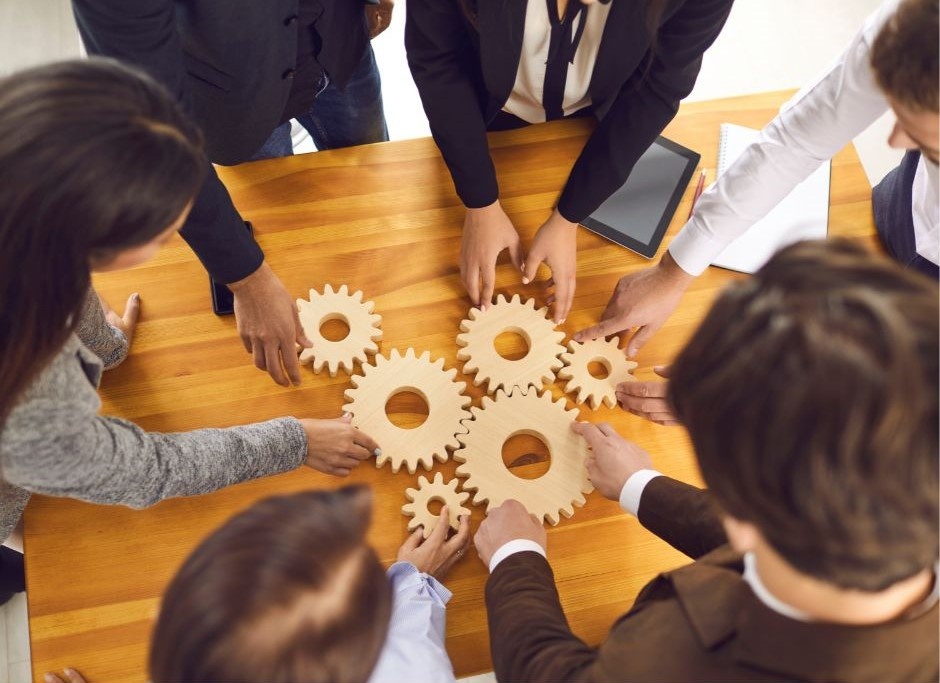 O Poder das Parcerias: Alianças que Transformam o Crescimento dos Negócios Informais