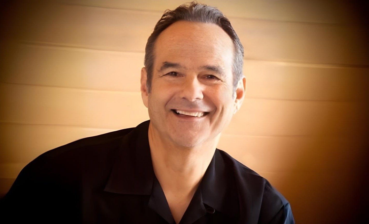 Novo livro de Lee Glickstein com abordagem para vencer o medo de falar em público