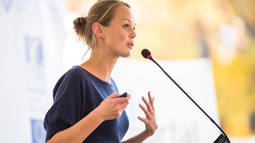 Learn How to Speak in Public