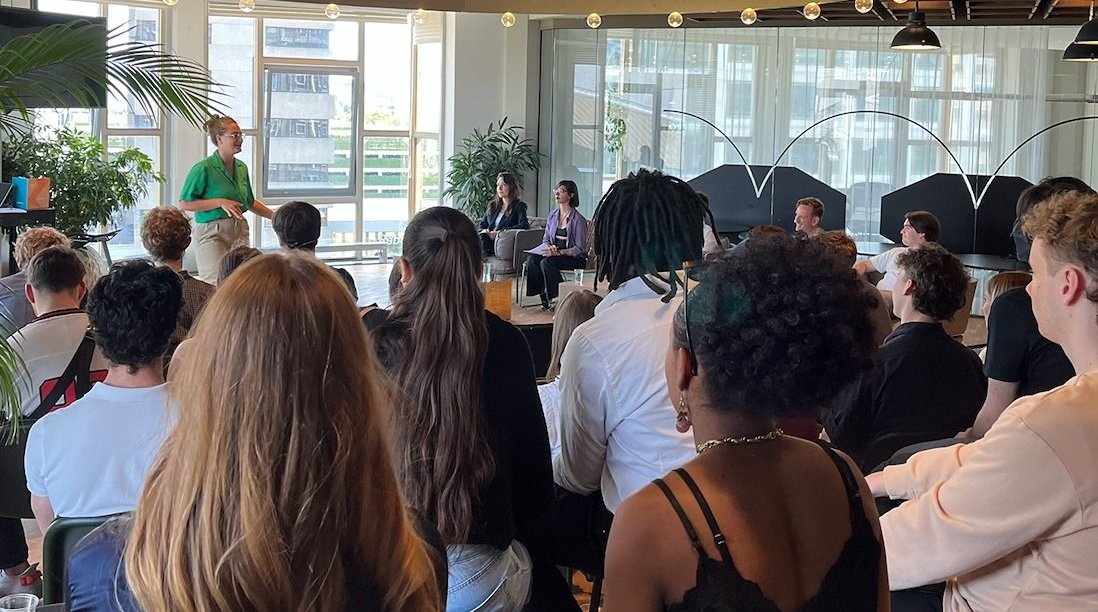 Final pitching competition from Erasmus ECE Students at the Venture Café in Rotterdam