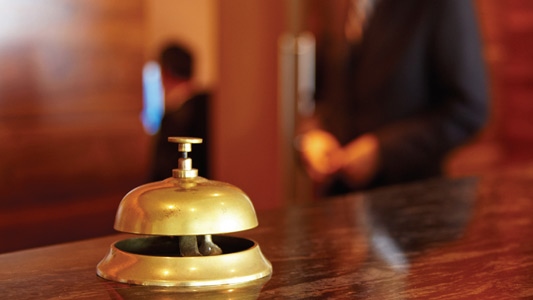 10 boas práticas para o atendimento em hotelaria