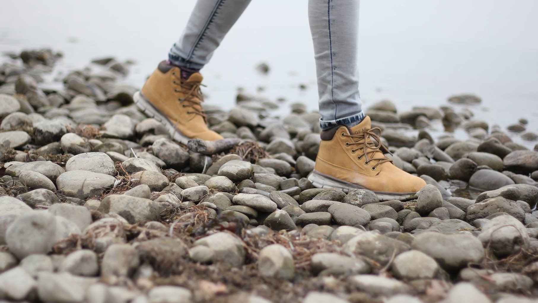 Pôr os pés à estrada e fazer acontecer