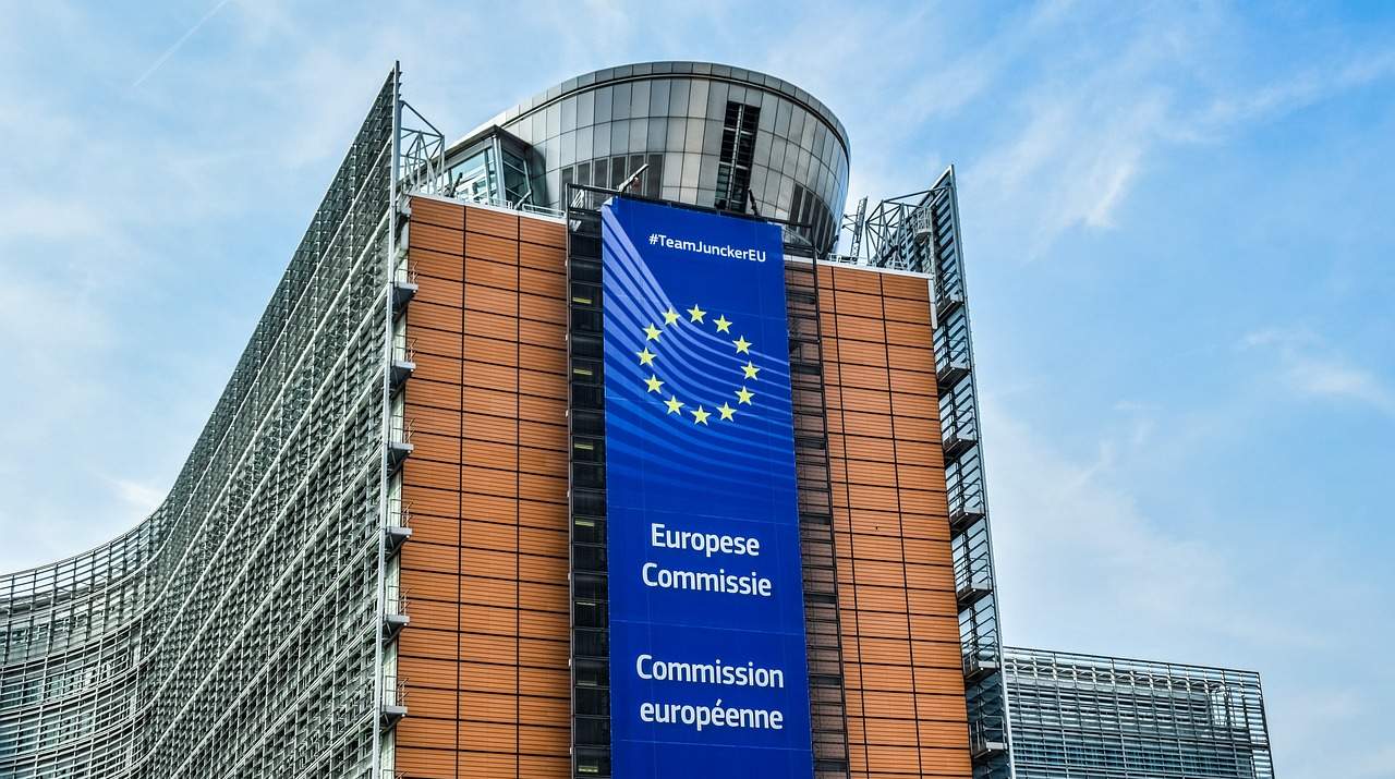 Europa debate políticas de comércio