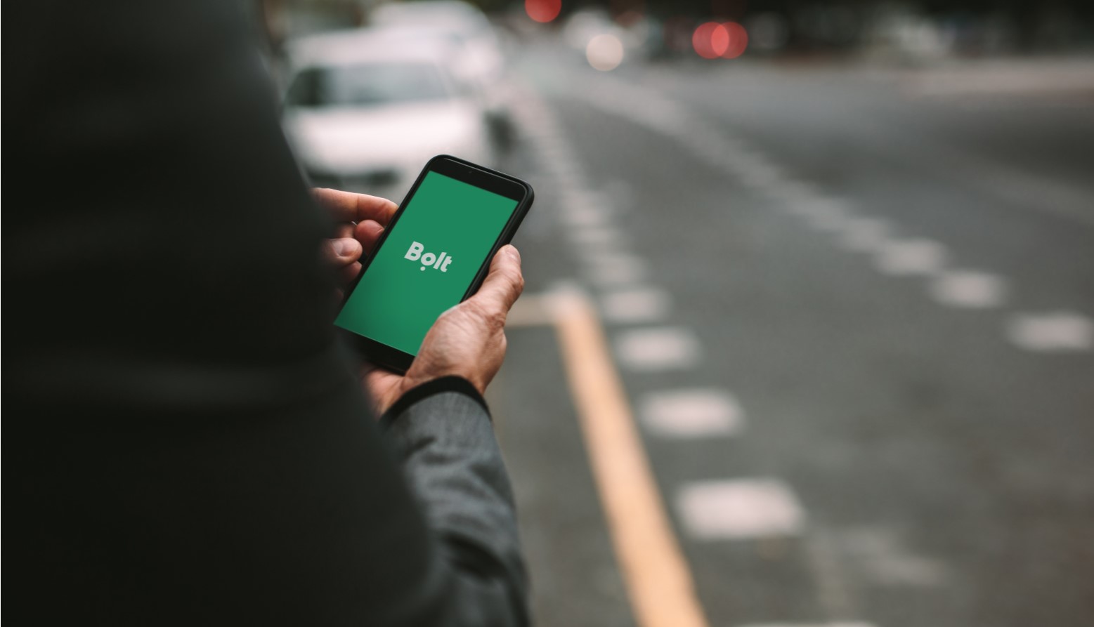 Bolt aluga carros 100% elétricos