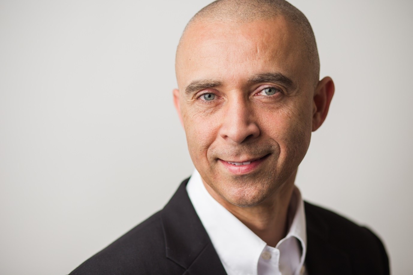 SingularityU Portugal: David Roberts desafia jovens a liderar a disrupção tecnológica