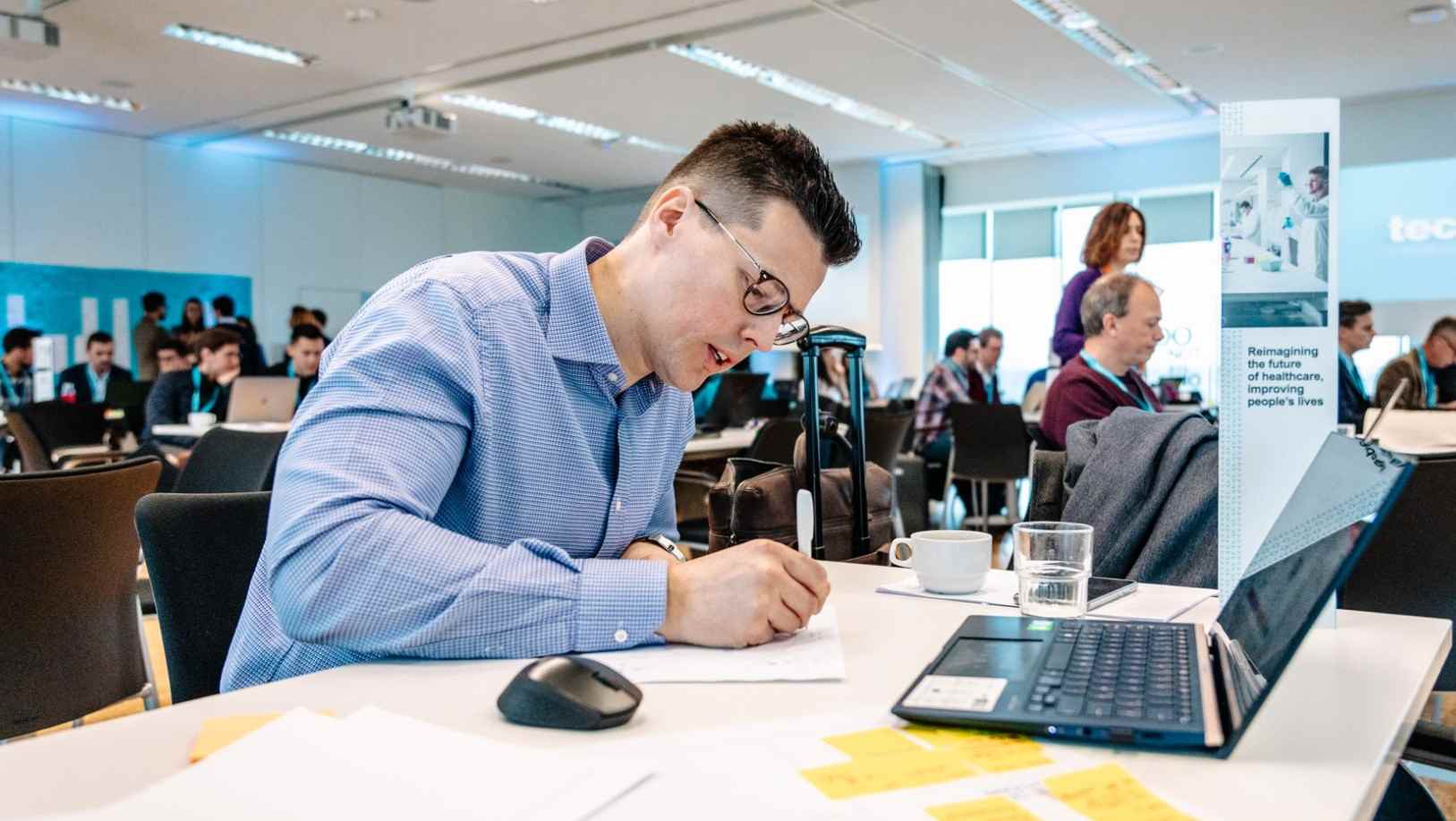 Beta-i desenvolve programas de inovação colaborativa em ambiente virtual