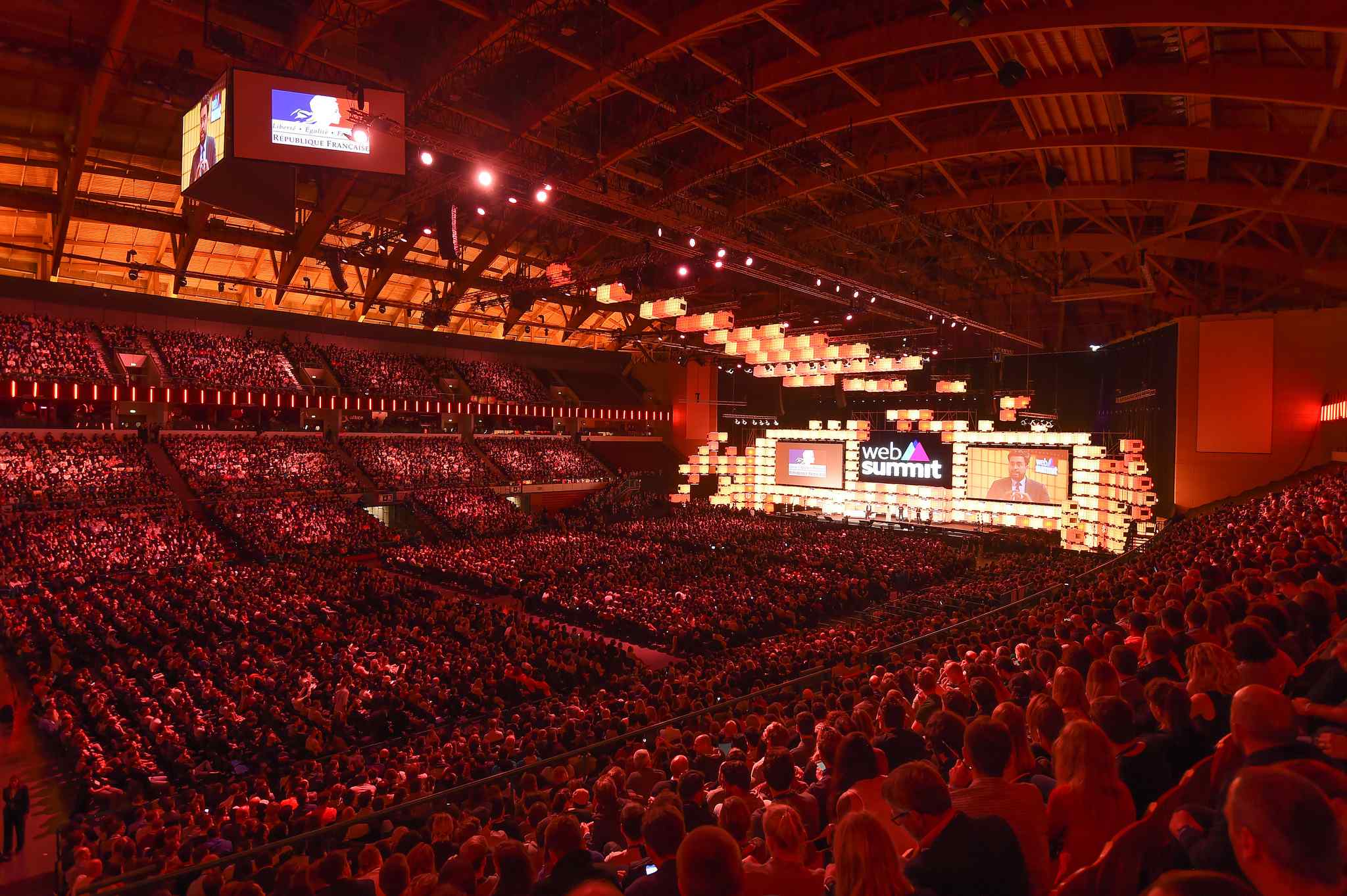 Doctor Spin promove comunicação de startups para a Web Summit