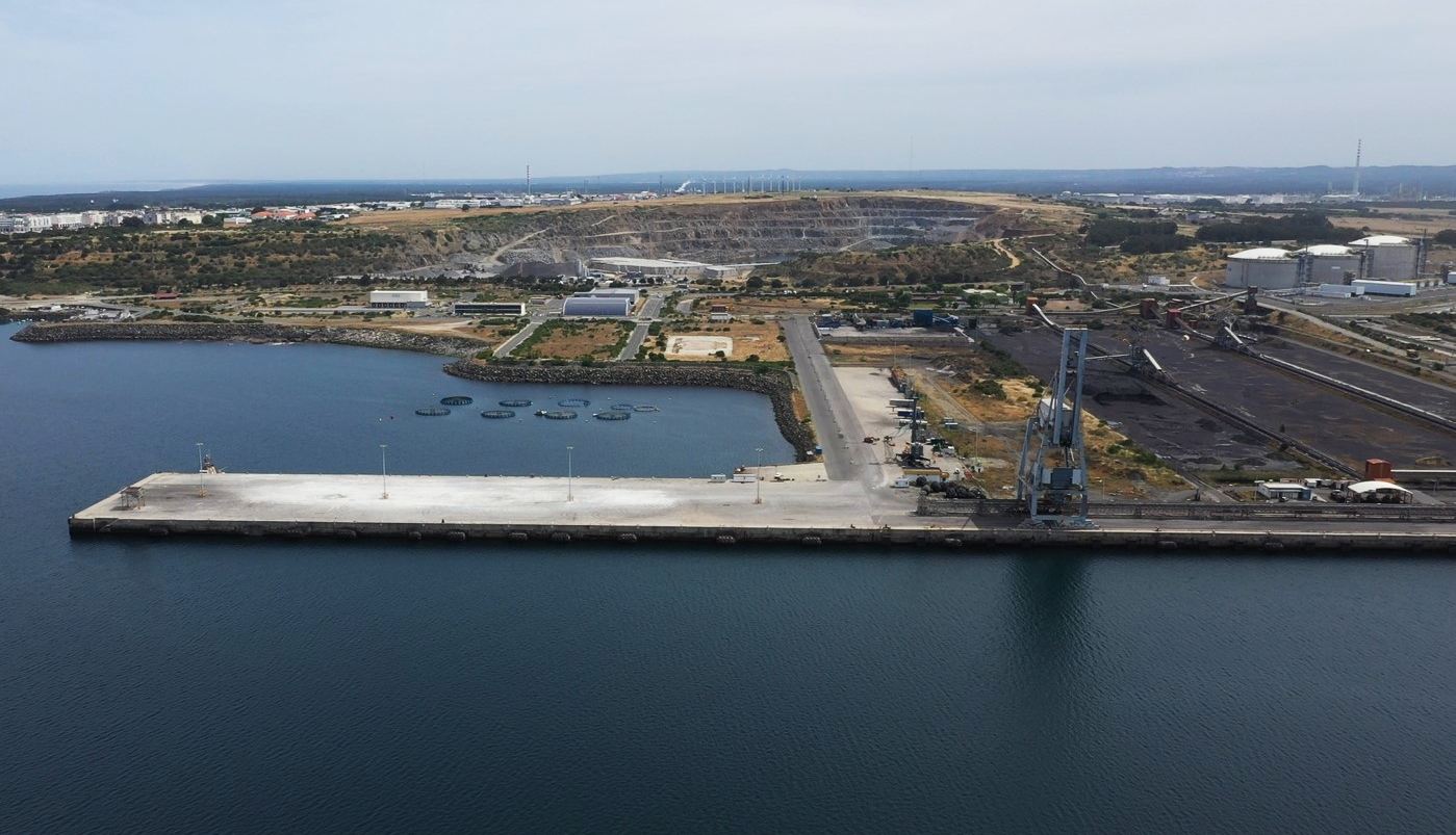 Porto de Sines abre concurso para a concessão do Terminal Multipurpose
