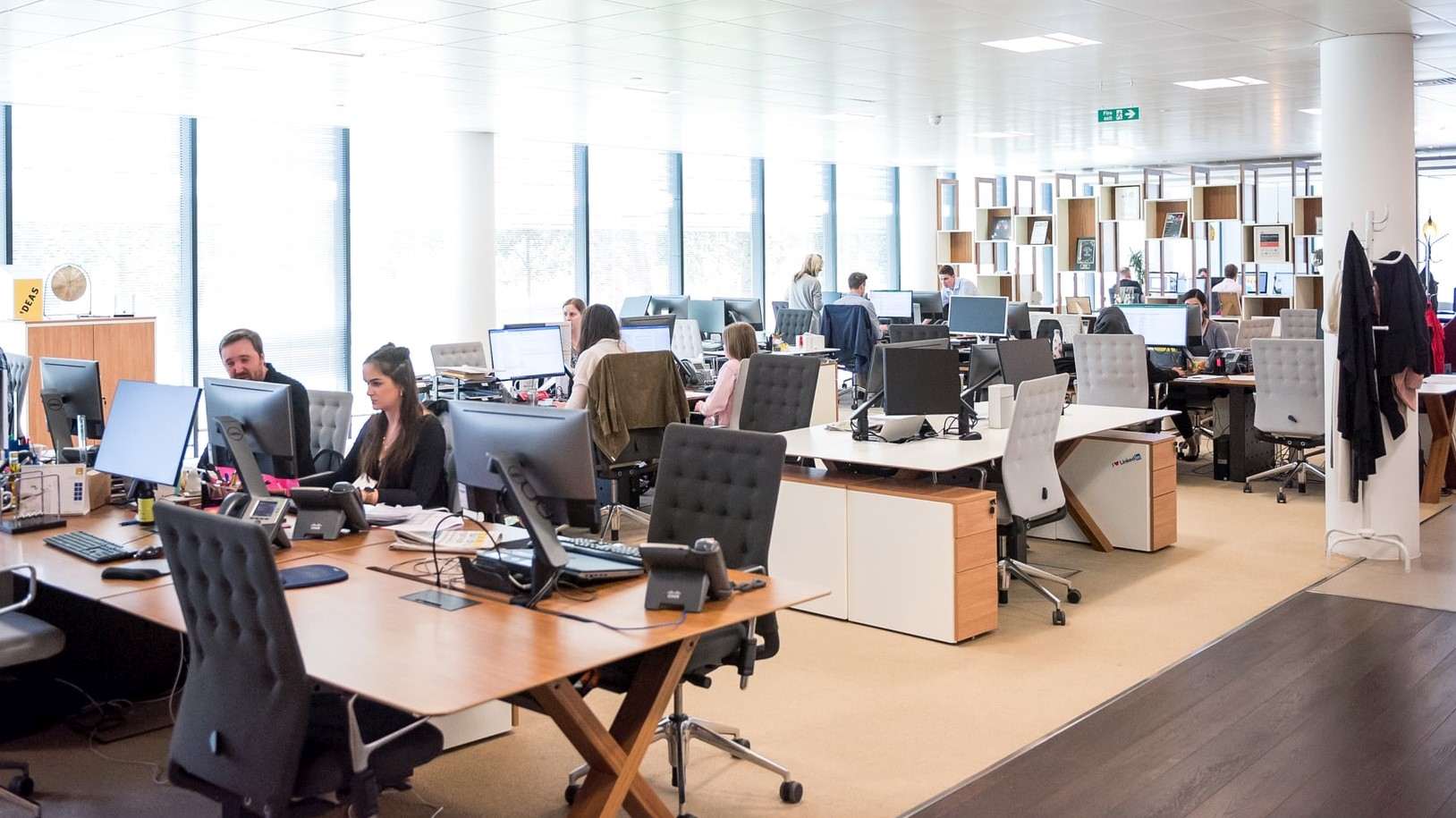 Estudo Revela Aumento na Utilização de Escritórios em 2024