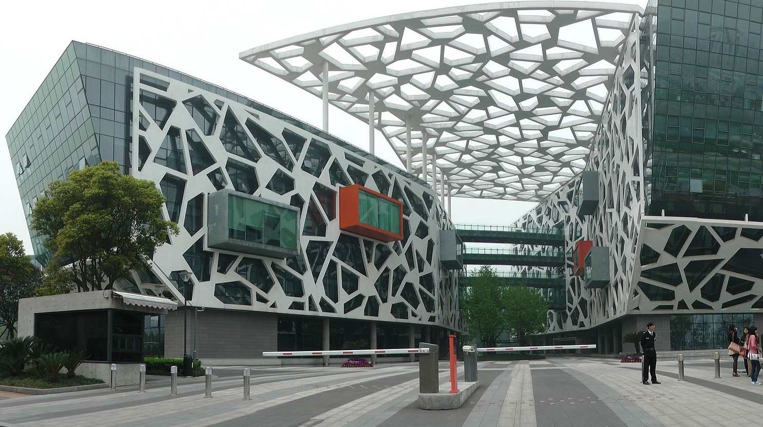 Plataforma Alibaba quer alargar operação a Portugal