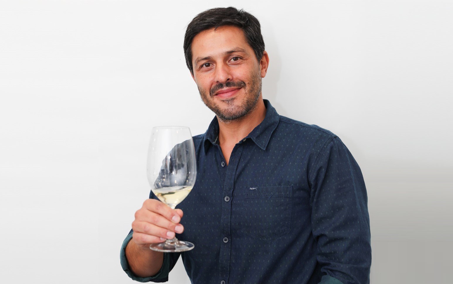 Hélder Cunha: O Empresário Visionário que Transforma Vinhos em Experiências Únicas