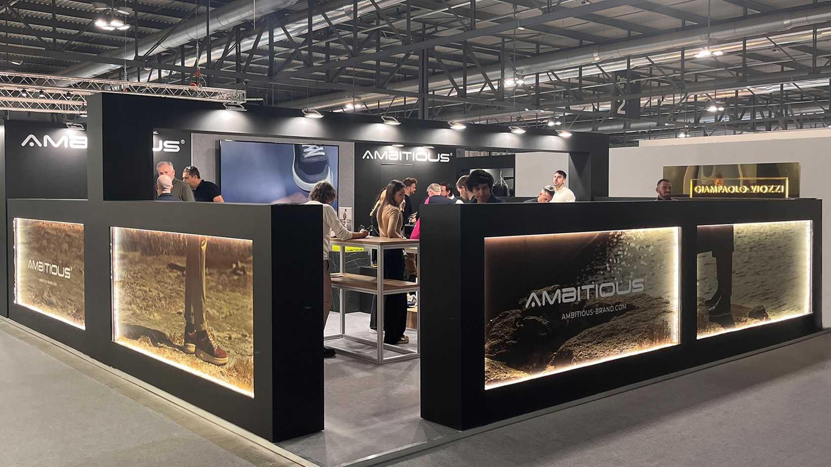 Ambitious destaca-se na MICAM em Milão, reforçando presença internacional