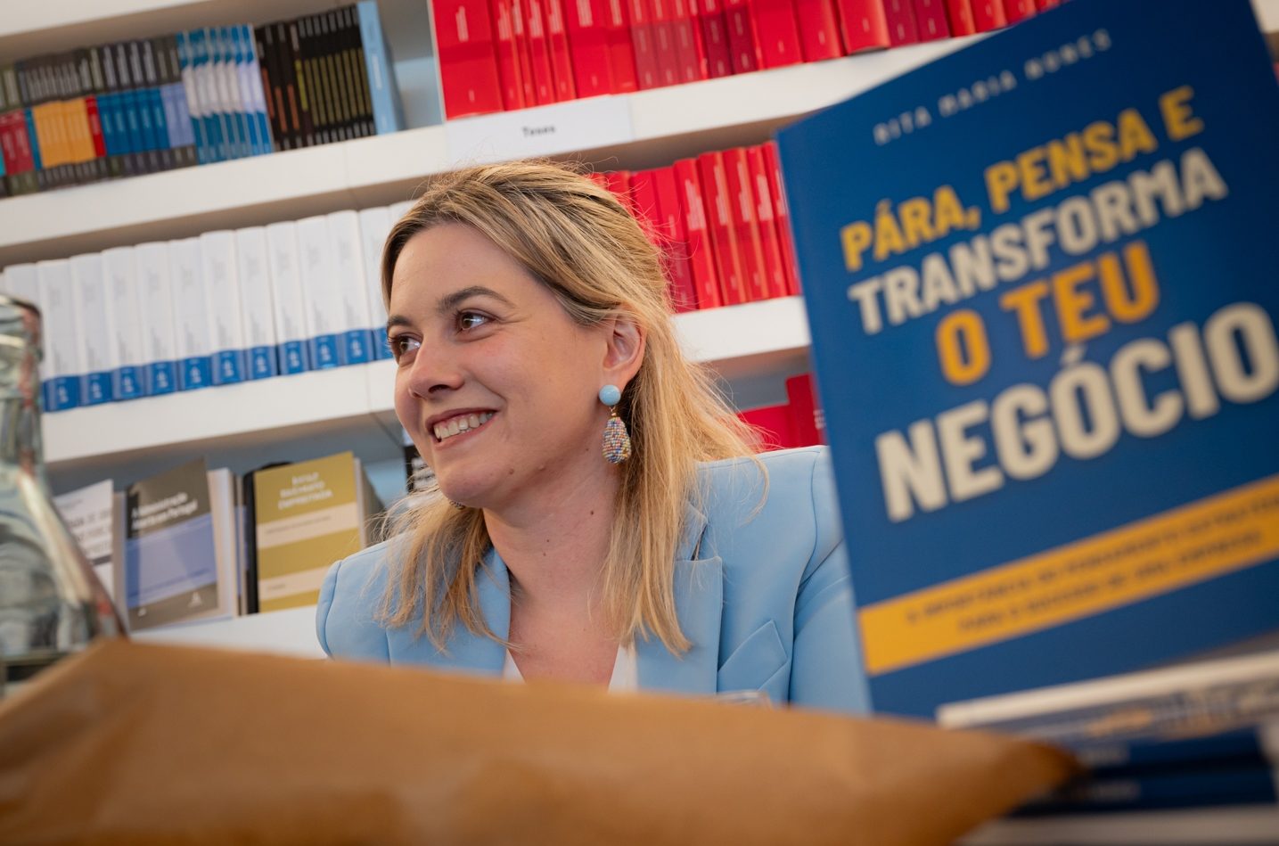 “Pára, pensa e transforma o teu negócio”: Guia Estratégico para Líderes de PME’s