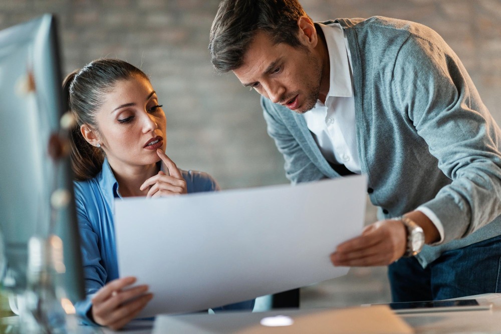 Combate à Fraude Empresarial: A Aliança Entre Tecnologia e Finanças