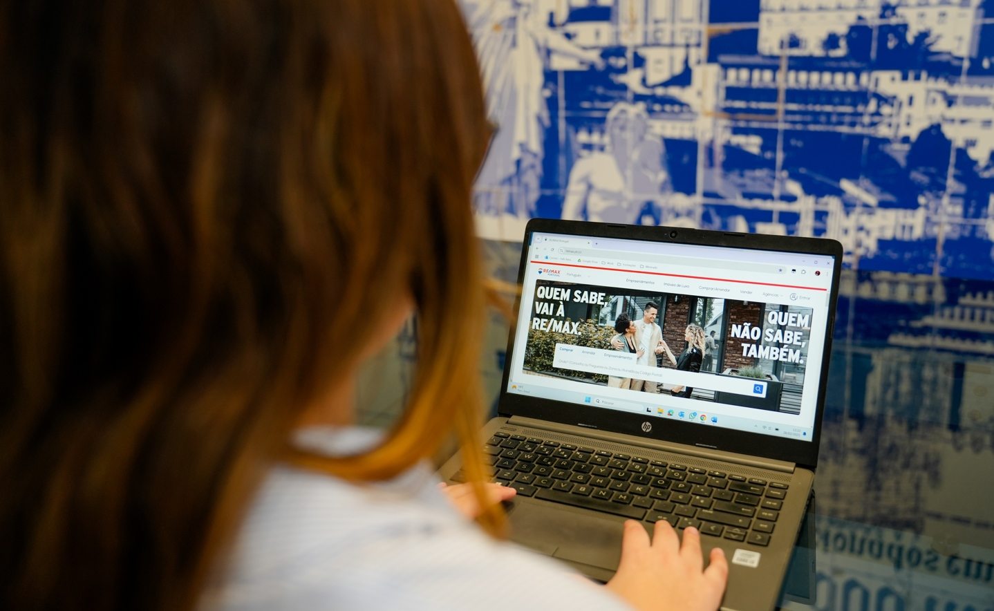 RE/MAX Introduz Inteligência Artificial para Decoração Virtual de Imóveis