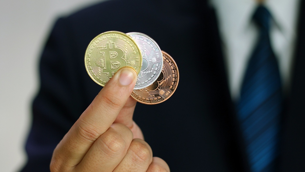 Mercado cripto perde 1,78 mil milhões de dólares em fraudes no 1.º trimestre de 2025