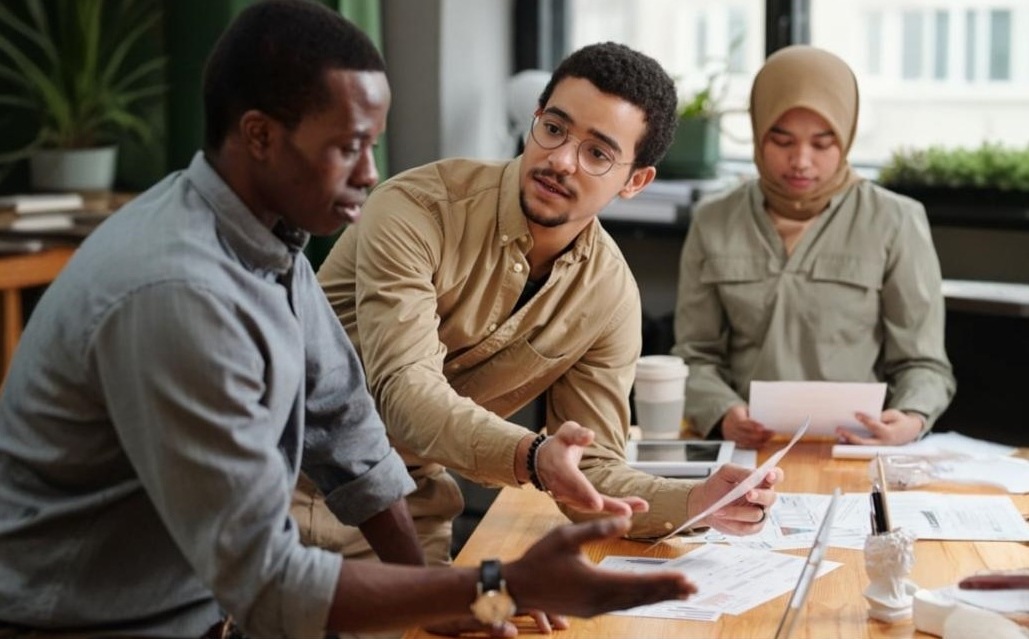 Discriminação no trabalho e baixas qualificações penalizam minorias étnicas em Portugal