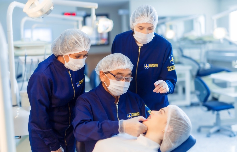 Mandic investe dois milhões em pós-graduações em medicina dentária em Portugal