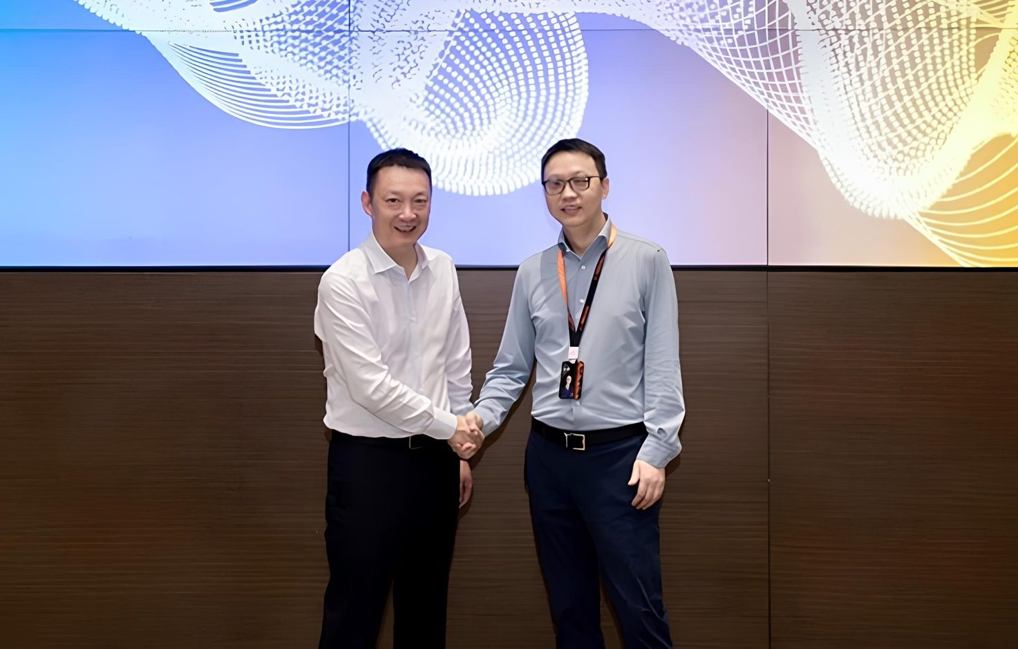 HONOR e Alibaba estabelecem parceria estratégica em Inteligência Artificial