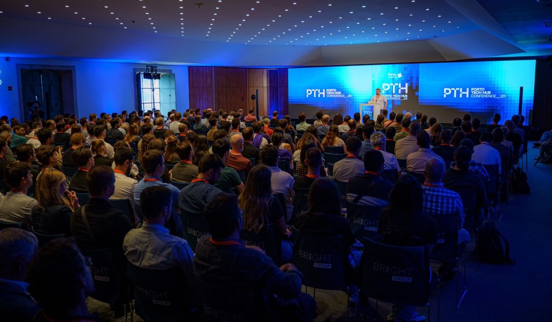 Empresas tech influenciam formação para colmatar falta de talento