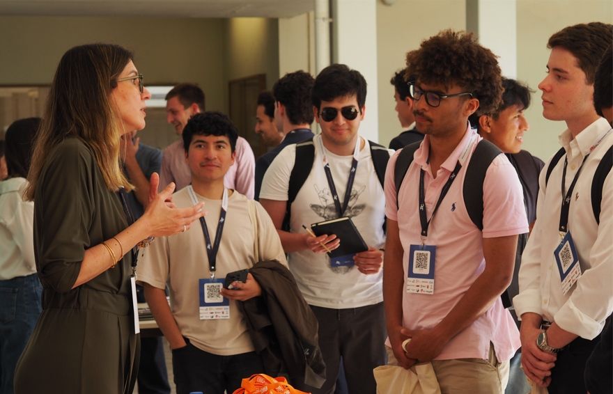 Competição académica desafia estudantes em casos reais