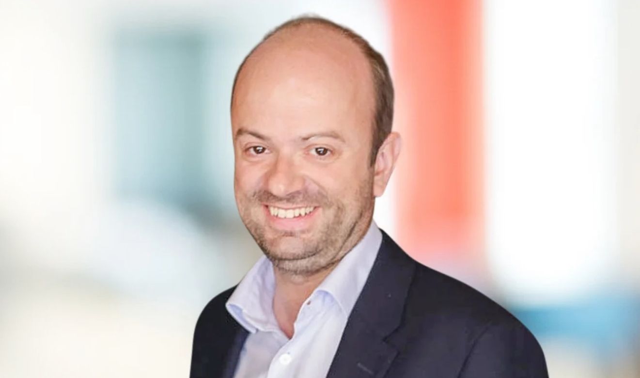 M&A global cresce 28% no arranque de 2026