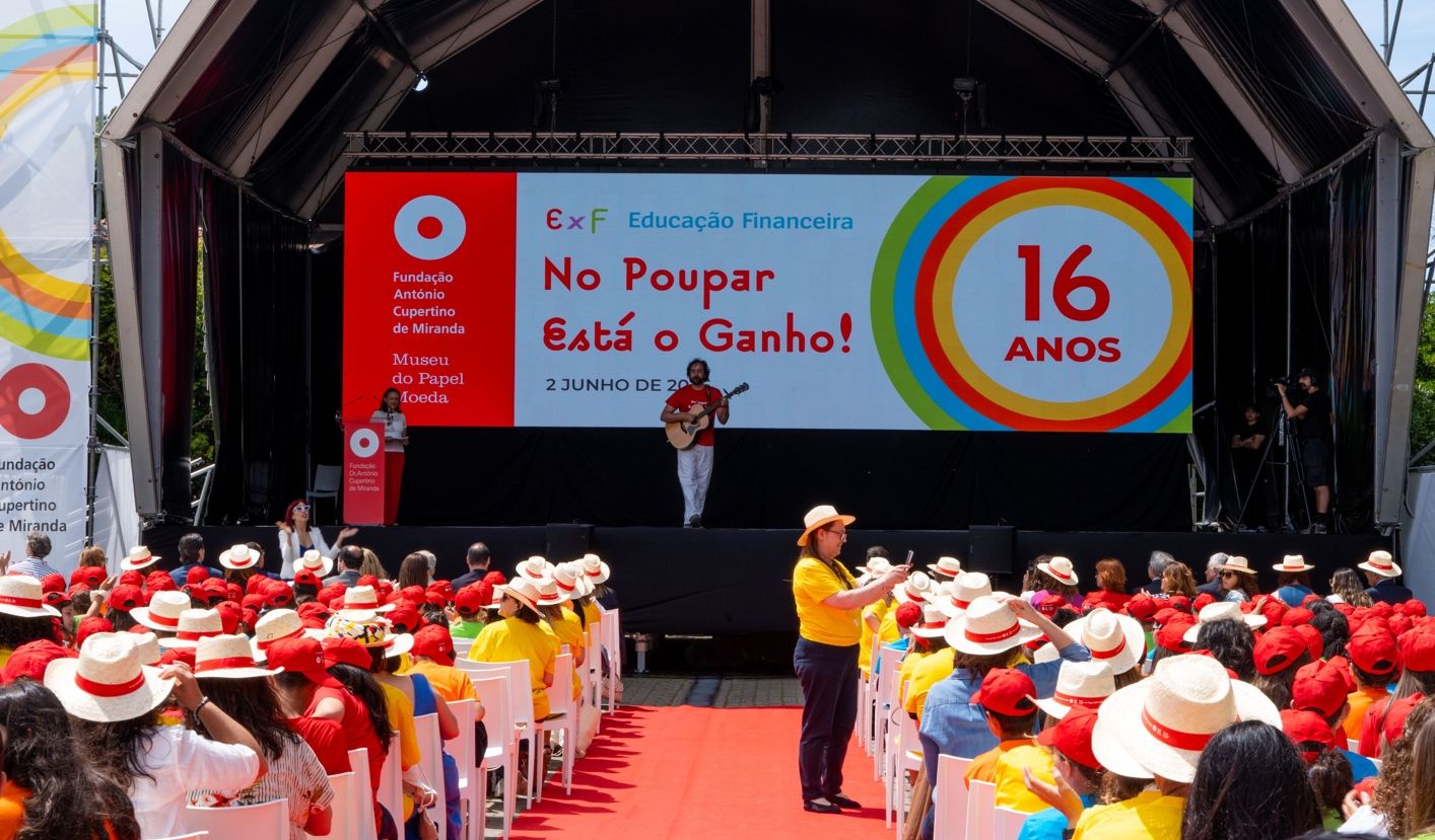 Literacia financeira chega a 34 mil alunos